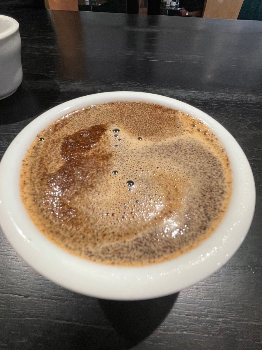 nickolin26's tweet photo. Para los que desean aprender un poquito más de café, todos los sábados a las 2 pm @cafeunido tiene catas de café en la sucursal de Casco #CoffeeLover https://t.co/UulenyQdpn