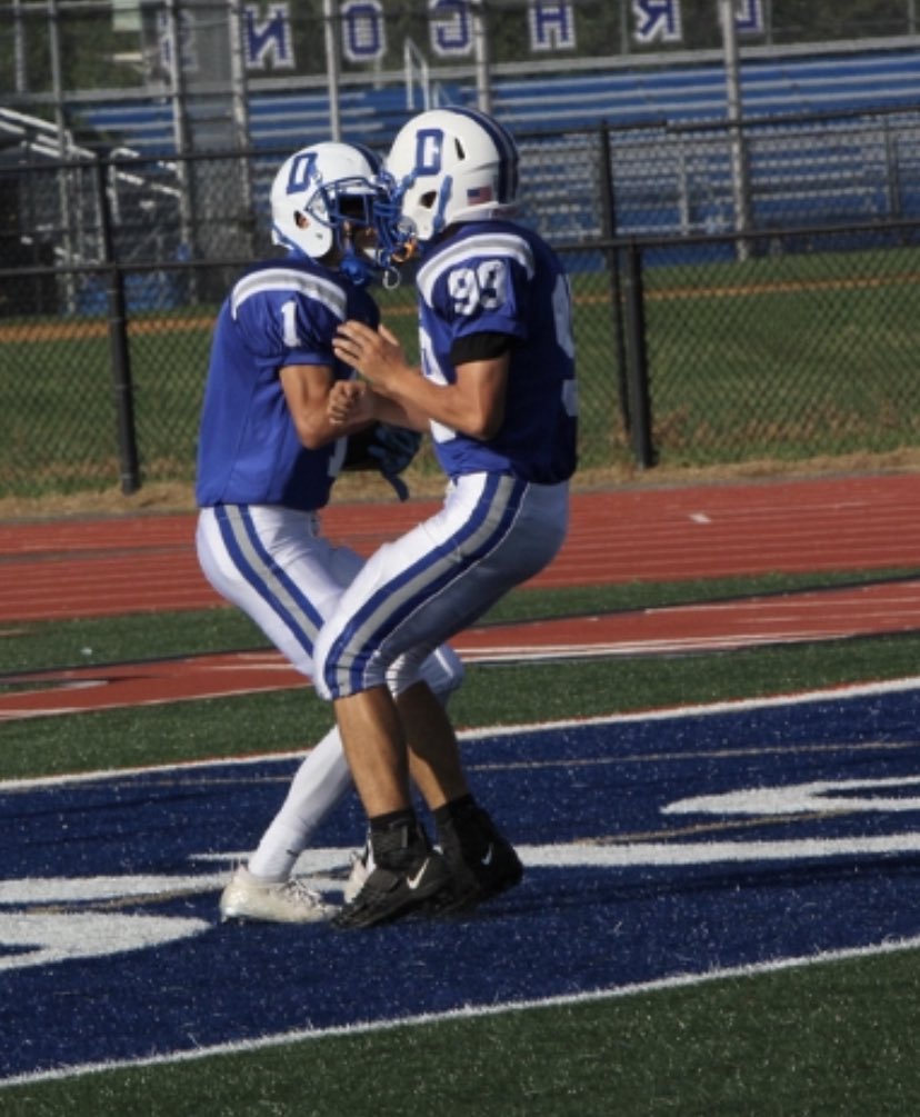 xtinaxoxox's tweet photo. The ONLY football I love to watch … yup my boy #99 #Touchdown #mvp #myboy …. Future #NFL https://t.co/jnHvIcAhYh