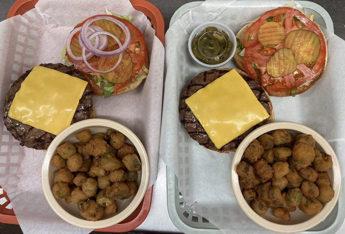 Happy National Cheeseburger Day!!  🍔