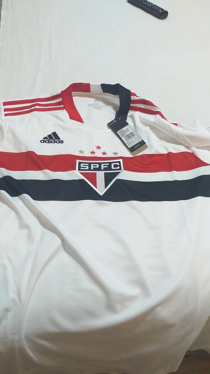 eric_kzss's tweet photo. Valeu @vesteatorcida, tecido bom demais, e qualidade mostra🔥 https://t.co/lxqU6jIMzC