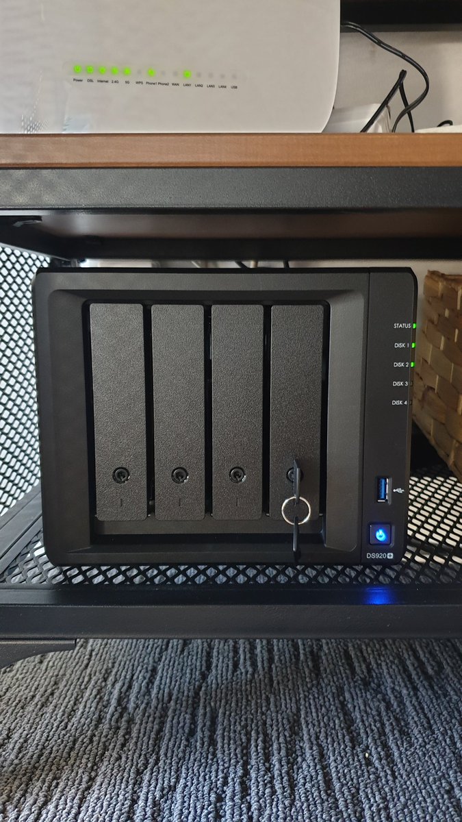 Habemus storage 🙌💃🤩 #whataphdstudentwants 
#datastorage #synology