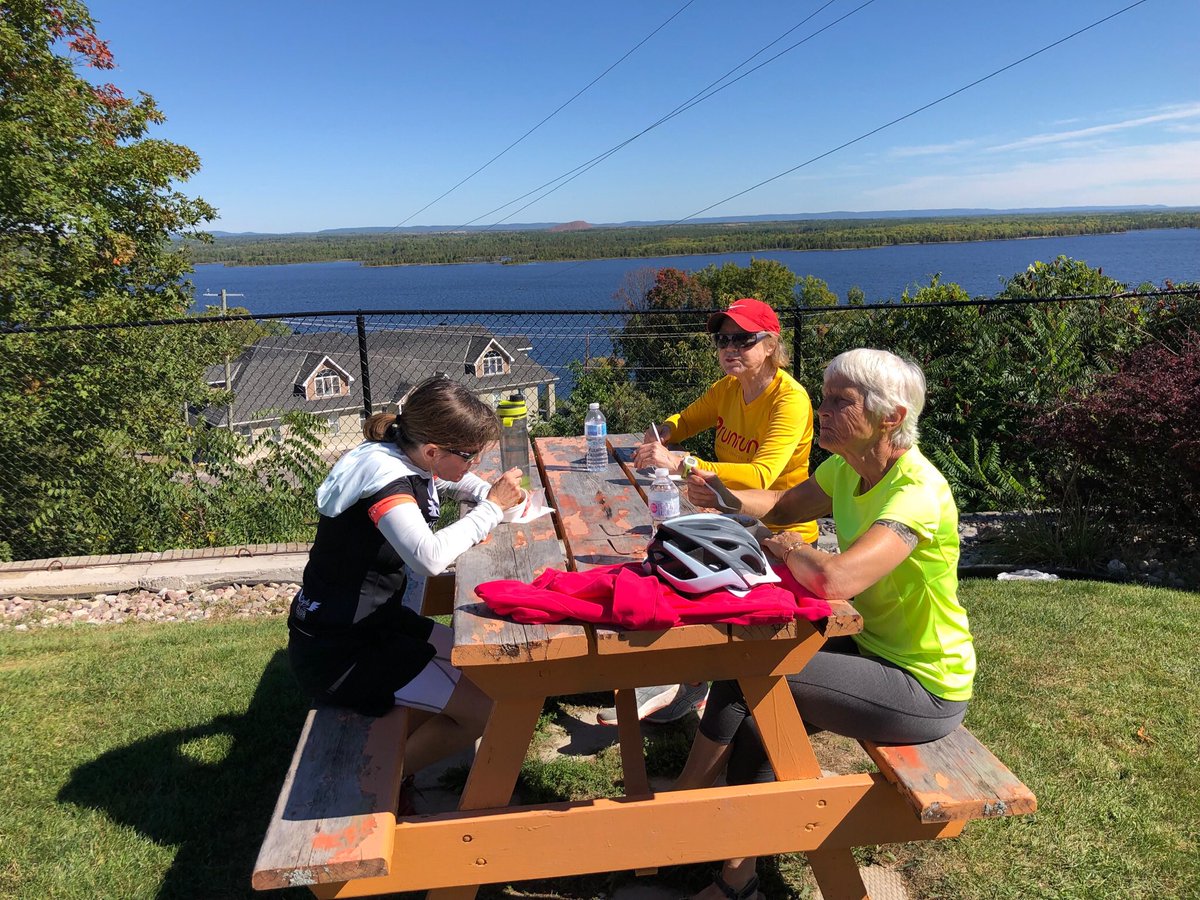 MBTRec's tweet image. Spectacular #ride today in McNab/Braeside for our annual Tour de Poutine #cycling #event Thanks to Betty’s Chips in Braeside for providing incentive to get to the end of the route... spectacular Poutine #delicious