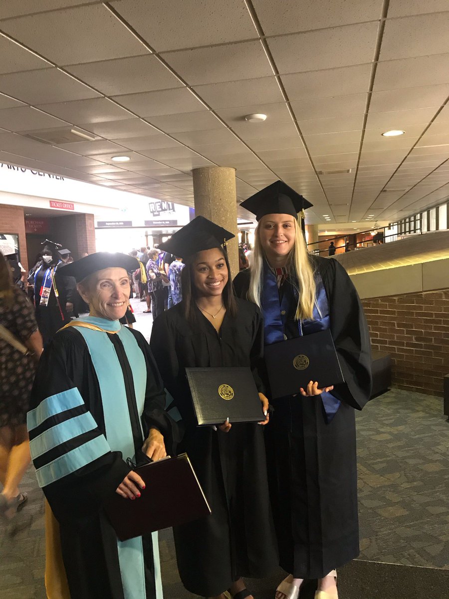 UISWBB's tweet photo. Due to COVID disrupting their graduation plans….a few of our alumni, came back to campus, and finally got their chance to walk across the stage! Official congrats to our WBB, Class of 2020! We appreciate your hard work and dedication to our program!!🤩🏀🎓⭐️ https://t.co/T8x75EN5zu
