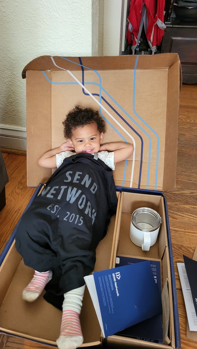 IAmRevFarmer's tweet photo. Receives a package from #WeAreSendNetwork, my daughter proceeds to convert the box into a bed!
Big thanks to @sendnetwork for the care package! https://t.co/BlqkrQU1Iq