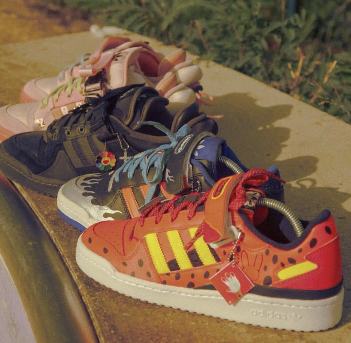 Adidas | Metro Bad Bunny x Cheetos x adidas Originals - Fleek Mag Deja Tu H...