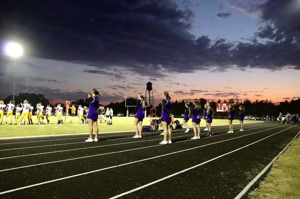 AnnabelleMalsam's tweet photo. I’m not as good as @KSportsImages , but always love taking pictures for @tregoeagles! Would love to shadow you next time you cover Trego! https://t.co/dRpWjv7HO2