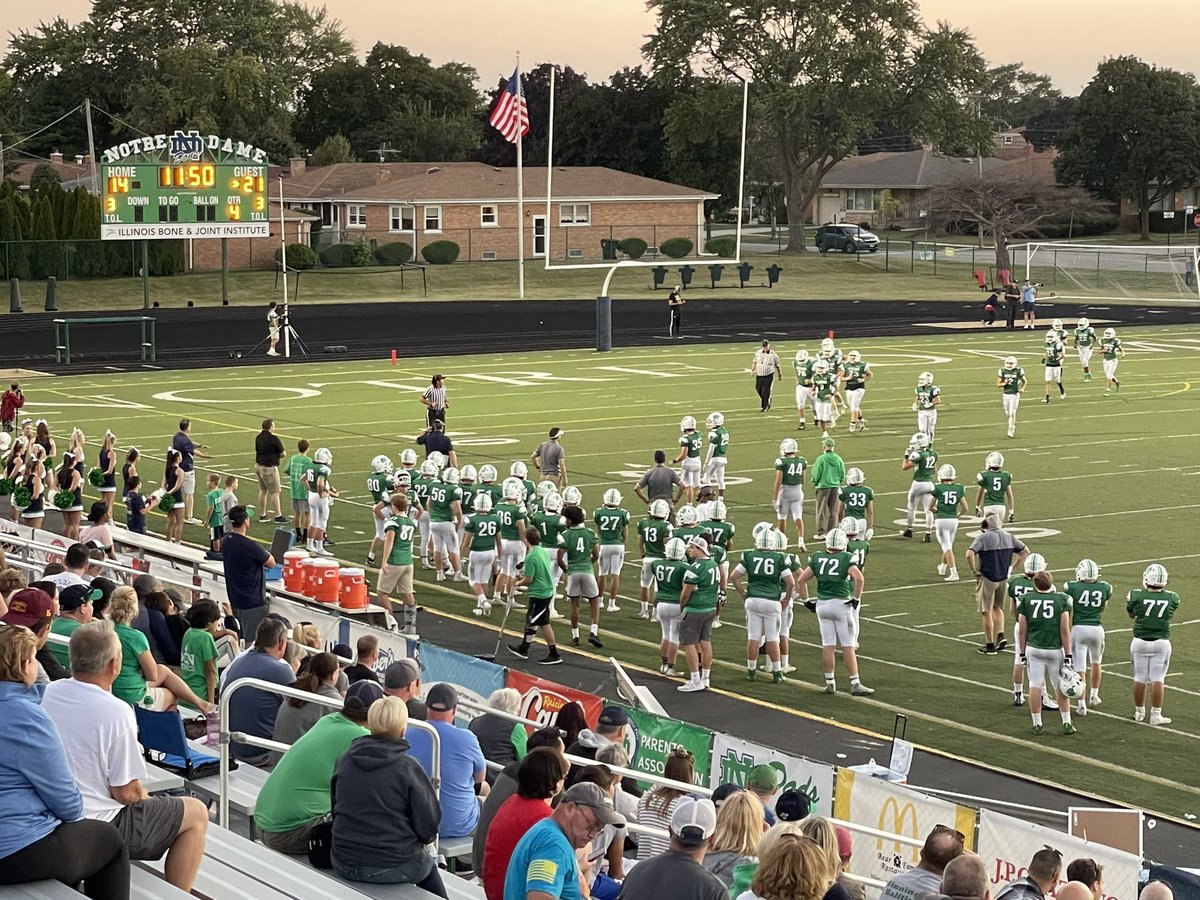 Niles_Chamber's tweet image. Naz has taken a 21-14 lead. 11:50 left in the game.