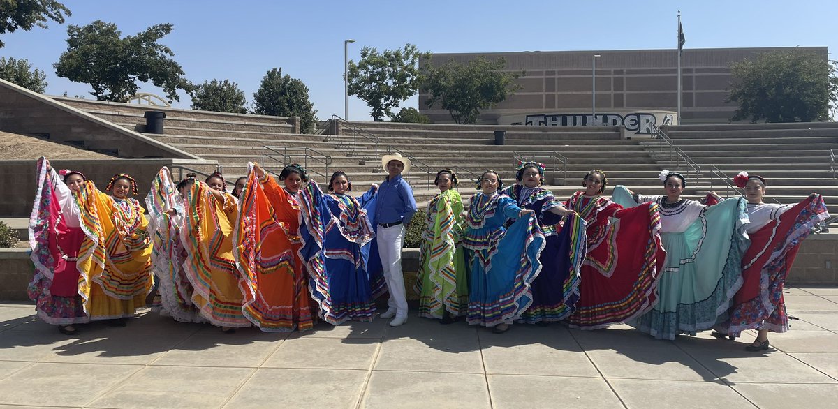 BCBalletFolklorico tweet media