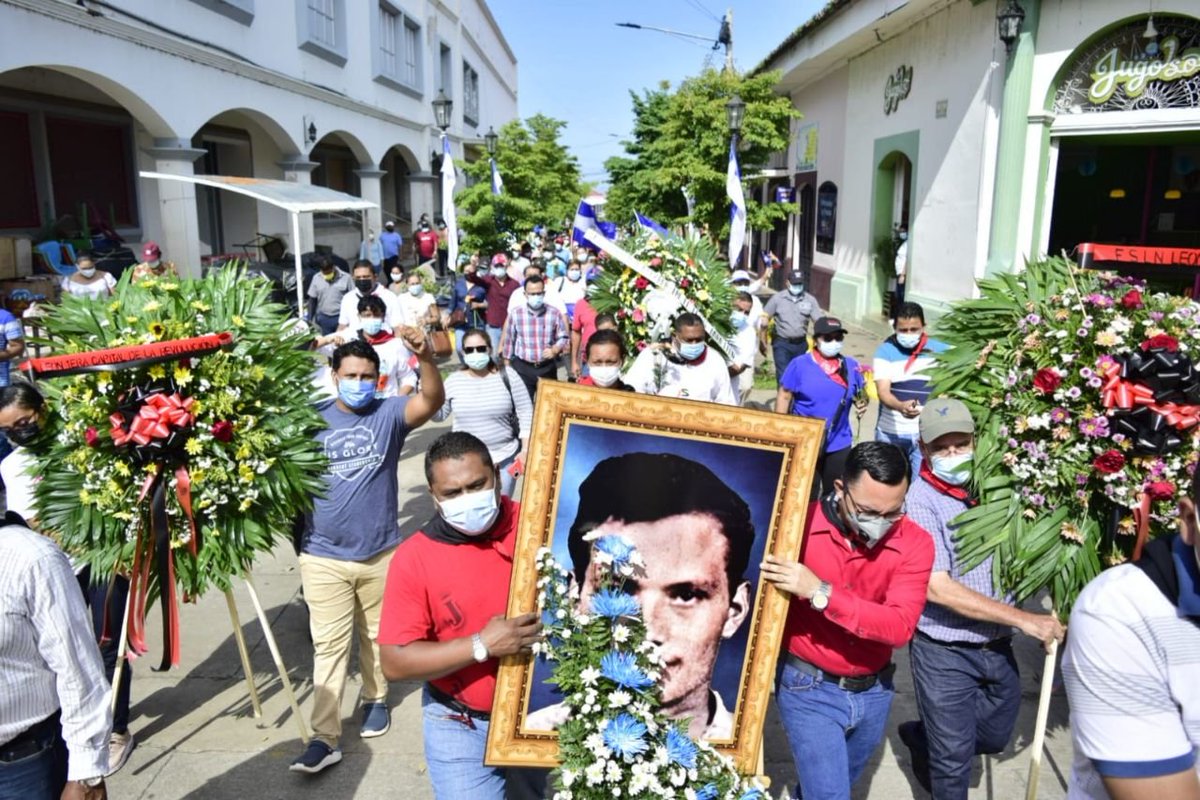 #18Septiembre
Hoy la Militancia de #LeonRevolucion  rinde homenaje a los héroes y mártires de NANDAIME.
RICARDO MORALES AVILÉS
JUAN JOSÉ QUEZADA
OSCAR TURCIOS 
JONATHAN GONZÁLEZ 
HONOR Y GLORIA. 
#TE21 
#2021SoberaniaEnMiTierra 
#PatriaBenditaYLibra