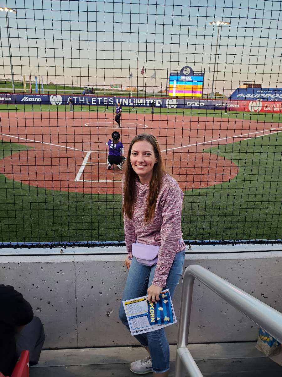 AlyssaSwank's tweet photo. An amazing afternoon watching @AUProSports softball! https://t.co/qk5sTtcZ6M