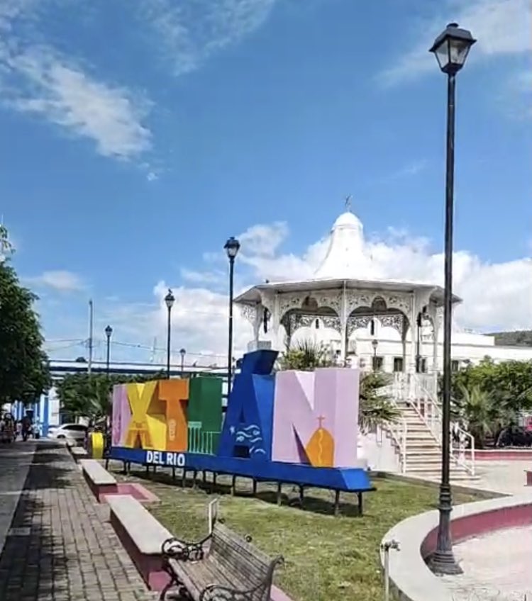 ixtlancito's tweet photo. #ixtlandelrio @YoSoyDeNayarit #ASIESMITIERRA #KORADENACIMIENTO #VISITEIXTLAN https://t.co/1ztY4Bupmg