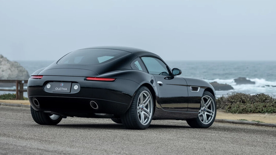 Autocosmos's tweet photo. Descubre a este @BMWMex #Z8 #Coupé creado por #Oletha 😎 Lanzado hace más de dos décadas y recién actualizado, entrega una carrocería de fibra de carbono, 450 Hp, velocidad máxima era de 217 km/h, tracción trasera, silueta coupé, etc. 🔥 👉 https://t.co/vNC6f5qwL4 https://t.co/UC5I3J78IF