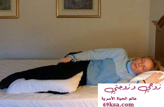 0oo0com's tweet photo. وضعيات النوم التي تخفف من آلام الظهر
النوم على جانبك
قد تساهم وضعيات النوم - إضافة إلى عوامل أخرى، كوزنك، وجنسك - في إجهاد ظهرك وفي تطوير آلام في الظهر. تؤثر وضعيات النوم أيضا على آلام الظهر القائمة إما عن طريق السماح لك بالنوم بشكل مريح أو بجعلك تستيقظ ..
https://t.co/NE8RYvEByZ https://t.co/sgryYv62CH