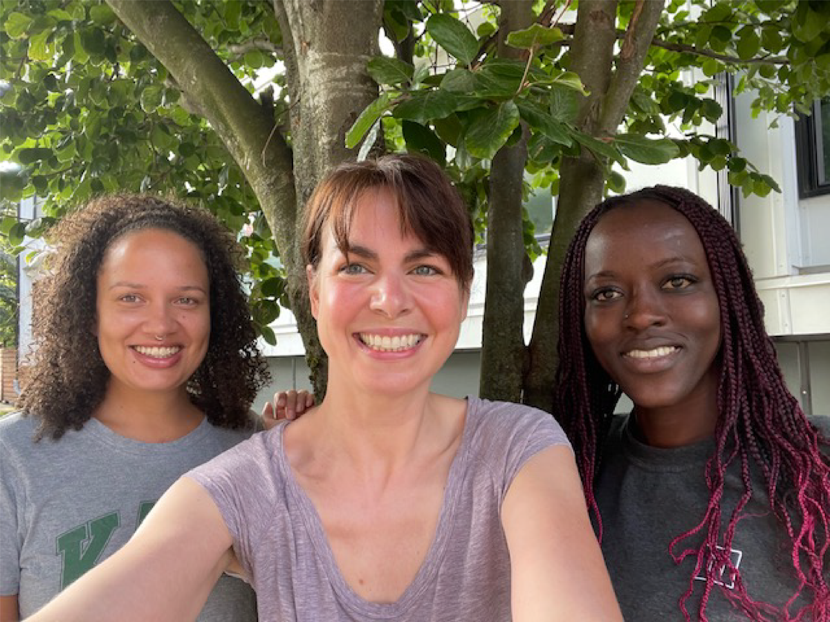 PHScss's tweet photo. "I am running to raise money for PHS because I've seen firsthand the great work PHS does on the DTES" - Alex Coburn.
Alex is one of a trio of PHS Nora Hendrix Place staff running the Under Armour Eastside 10K.
Support Alex: https://t.co/dDcbntdqez
#RunCRSvirtual #UAeastside10K https://t.co/UvVf8rJltL