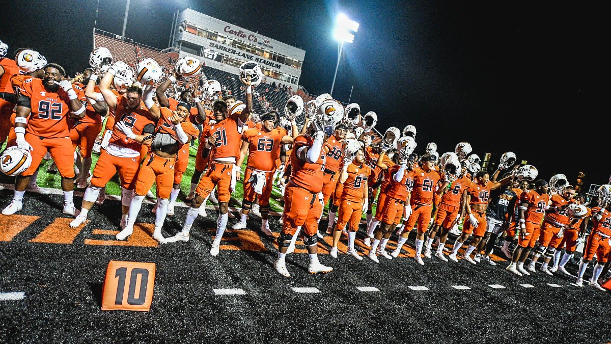 GoCamels's tweet photo. 72-0 https://t.co/gfKH1QdUBr