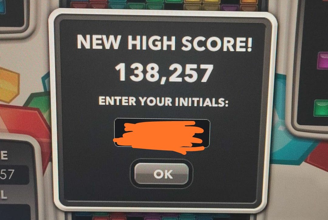 Funfact_Man's tweet image. I am so incredibly ok at Tetris 😎