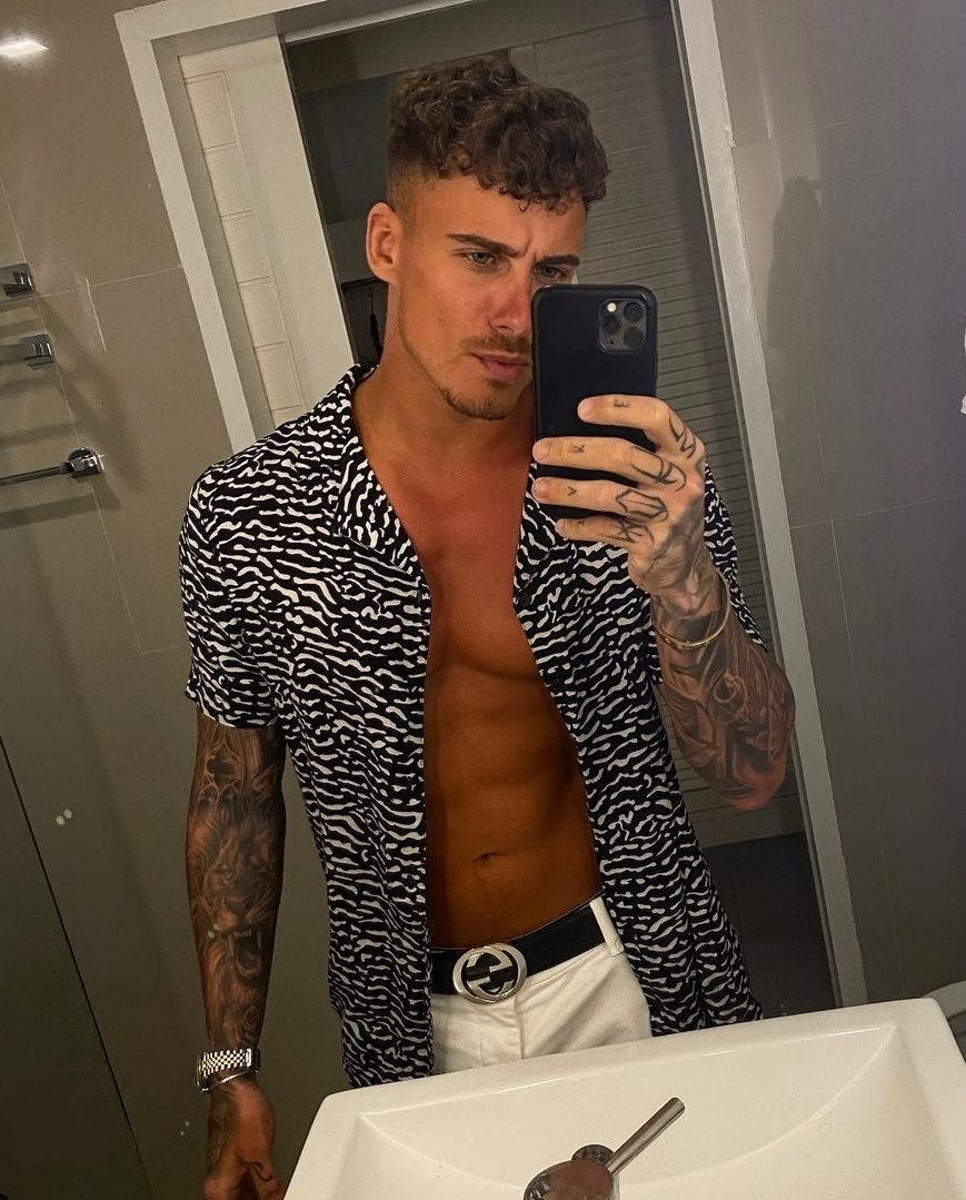 You can find me in the club. <a href="/IllusionsLA/">Illusions LA/NYC</a>