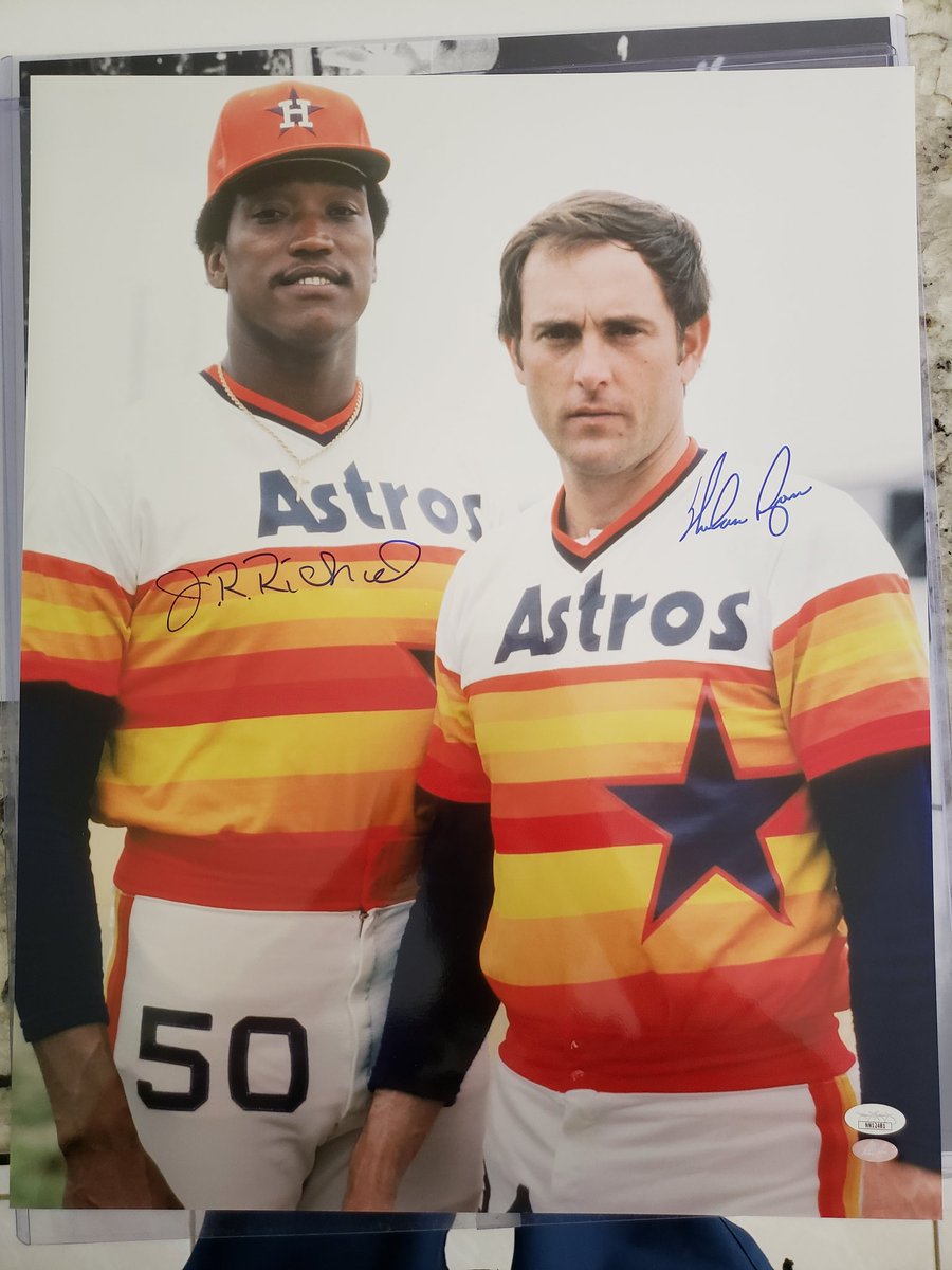SpringEaglesFan's tweet photo. @Super70sSports My signed version 😎 https://t.co/WKgNB5LQUX