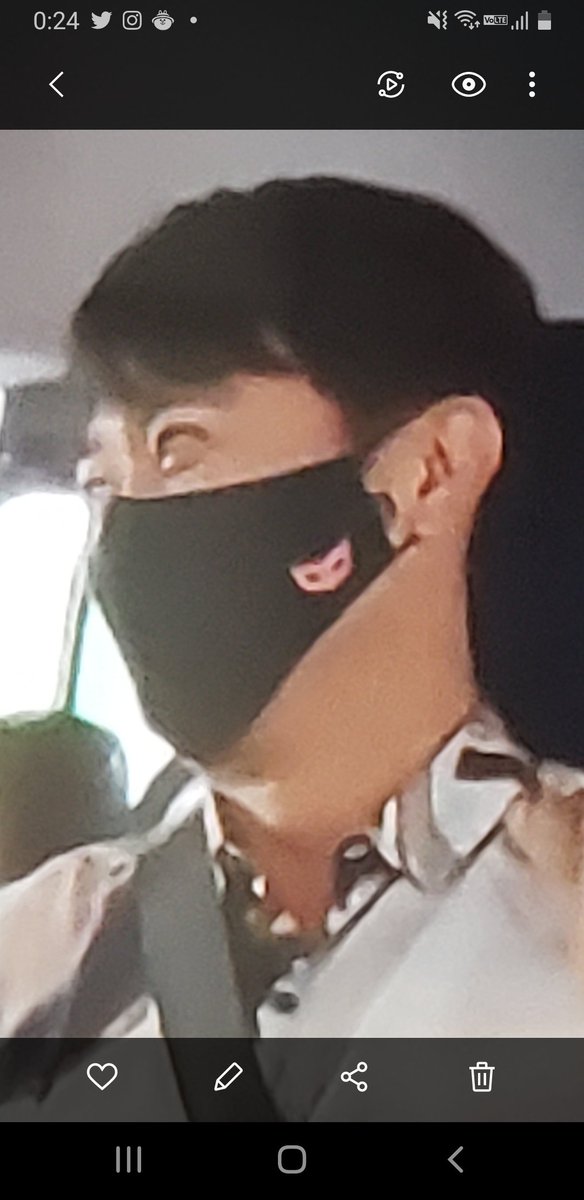 Mittusyann こんにちは 石黒 賢さんがなりゆき街道旅にゲストに出ていますよ 木村君がマスカレードナイト のスタッフキャストにわたしたマスカレードナイトのマスクを石黒 賢さんがつけてますよ Mittusyann こんにちは 石黒 賢さんがなりゆき街道旅にゲストに出ていますよ 木村君がマスカレードナイト のスタッフキャストにわたしたマスカレードナイトのマスクを石黒 賢さんがつけてますよ