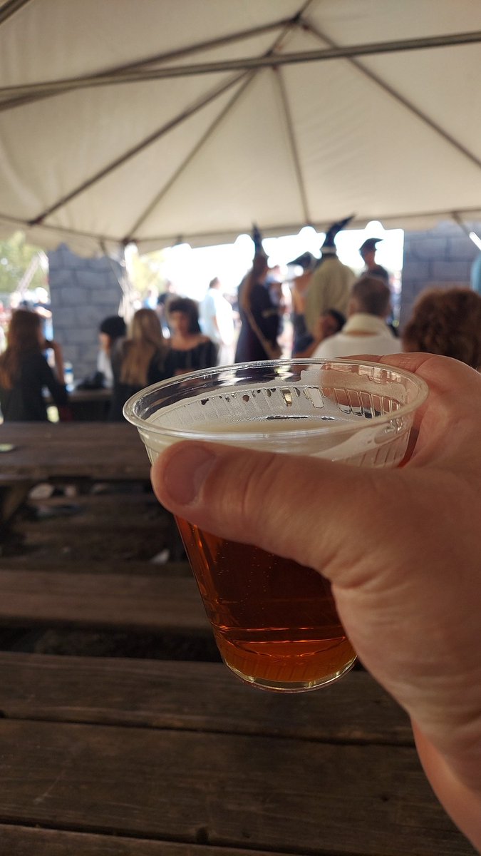 MSchiroo's tweet photo. Enjoying #ocktoberfest @MNRenaissance https://t.co/H8FF11ArLZ