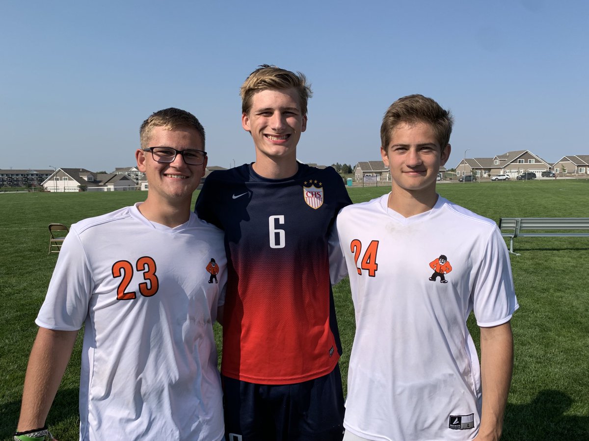 ddzjbares's tweet photo. Noah &amp; the Bittner cousins playing soccer against each other today!  It was a fun day! ⚽️😊⚽️ https://t.co/7qOJCpxf2G
