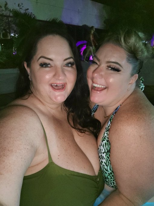 So much fun at our pool after party! @exxxotica #youwishyouwerethere @TheHarmonyWhite @PlatinumPuzzy1<a class="tags" target="_blank" title="On Twitter" href="/?out=eyJ0eXAiOiJKV1QiLCJhbGciOiJIUzUxMiJ9.eyJpYXQiOjE3MjQ5NTI4MzEsImlzcyI6InR3cG9ybnN0YXJzLmNvbSIsIm5iZiI6MTcyNDk1MjgzMSwiZXhwIjoxNzU2NDg4ODMxLCJyZWRpcmVjdF91cmwiOiJodHRwczovL3R3aXR0ZXIuY29tL2V4eHhvdGljYSJ9.x6cO5ZdUI3MZyCsJY4LgNPq2SLbu04QVTZqrV2iHyg2CqHqjJarTwYcCH6T4DoKwZhPsa-V2L31foE7lAdFX9Q">@exxxotica</a><a href="/tag/youwishyouwerethere"class="tags"><span>#youwishyouwerethere</span></a>
