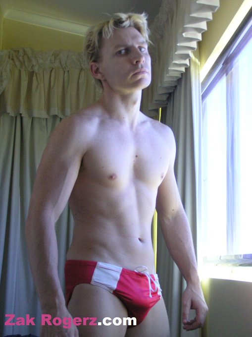 aussiebum #nylons #NylonTease https://t.co/OjJjuiIv0Q<a href="/tag/nylons"class="tags">#nylons</a><a href="/tag/nylontease"class="tags">#NylonTease</a>