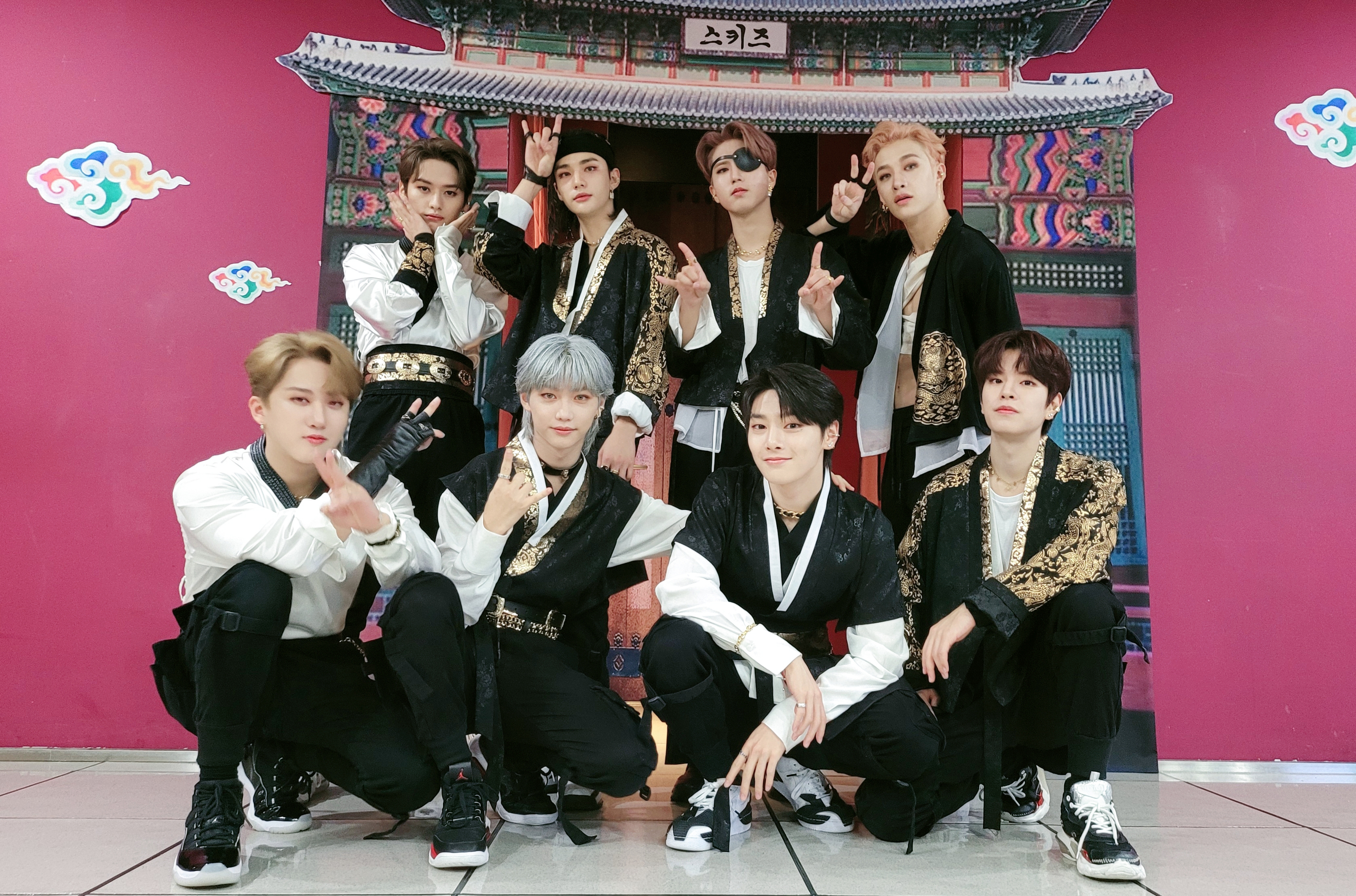 E_nvbMLWQAQgMus?format=jpg&name=4096x4096