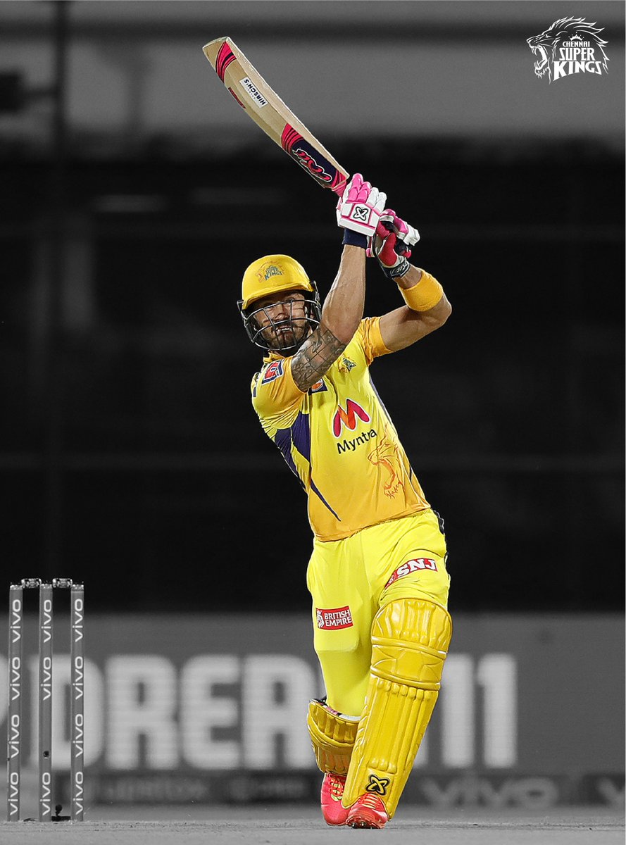 WMalkhat's tweet image. 𝕂𝕟𝕠𝕔𝕜BACK! 📸

#CSKvMI #WhistlePodu #Yellove 🦁💛