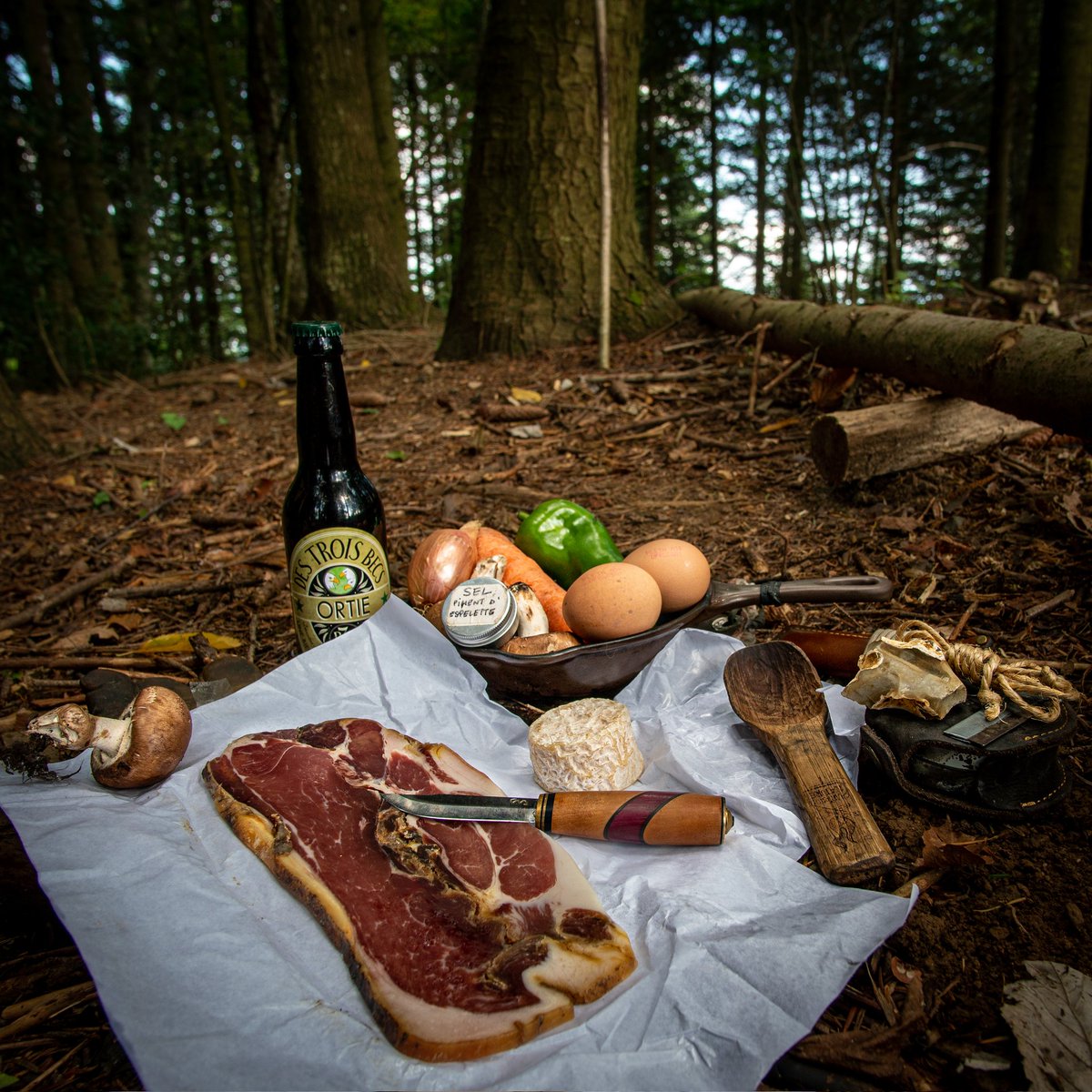 NicoChartreuseN's tweet photo. Vous cuisinez lors de vos sorties ? #cuisine #feudebois #bushcraft #chartreusenature #camping #bivouac https://t.co/4wzA1WztPy