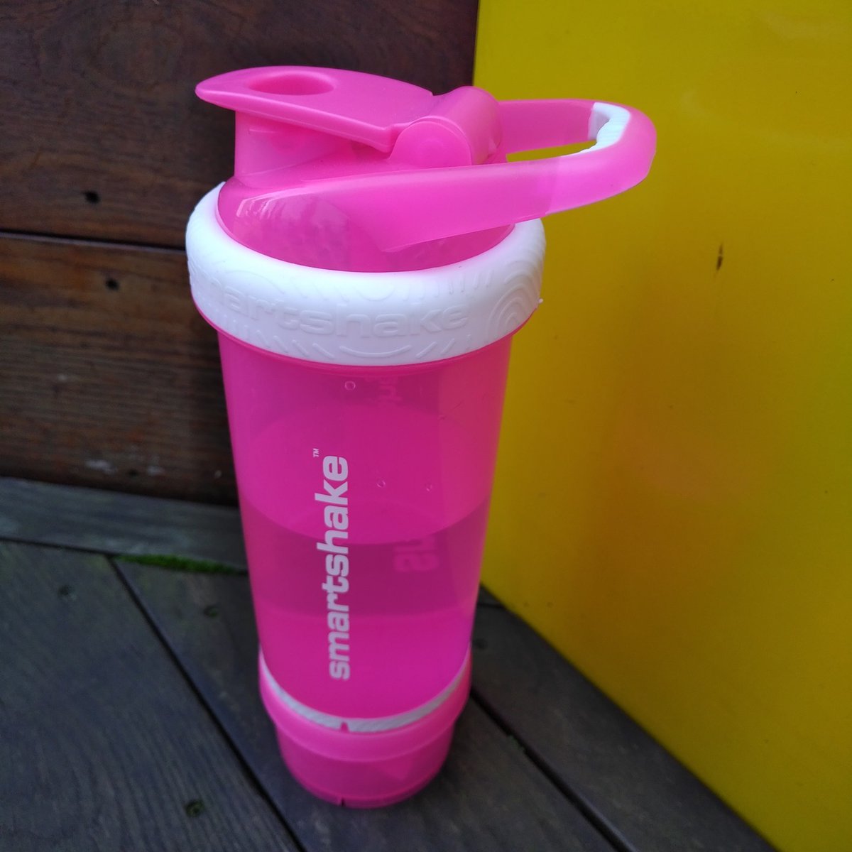 Smartshake – The world's smartest shaker.