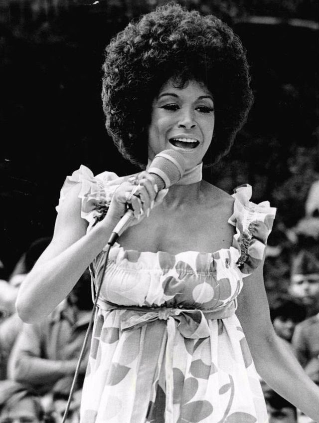 Happy birthday to Freda Payne! 
