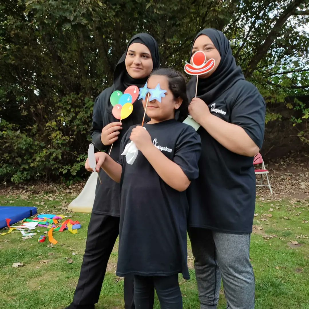 AAAFoundation1's tweet photo. Another weekend, another amazing event. 👏👏

Massive thank you to @CharlesBoothC @Outspoken_rh and everyone that joined us! 🤗

#youth #youthcharity #leicester #leicestercharity #event https://t.co/V1NFuysFR2