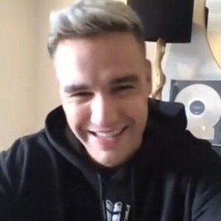 liamsquote's tweet image. "On LP1 I kind of jumped around with a lot of different writers to make it so it didn’t really make as much sense to me as this next record does. And working only with one team, I think it’s a lot better." 🤍