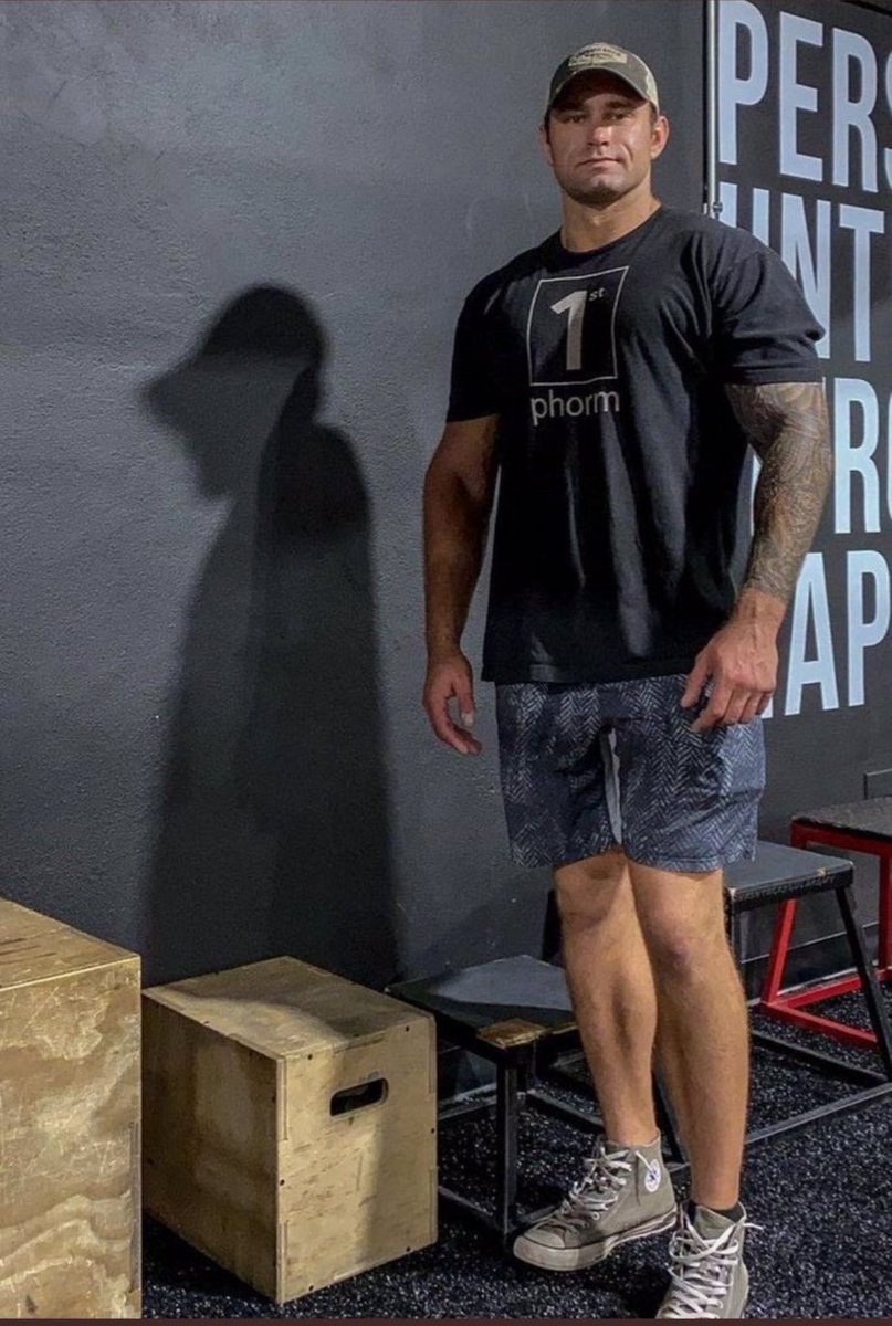 _scamwarner_ tweet media