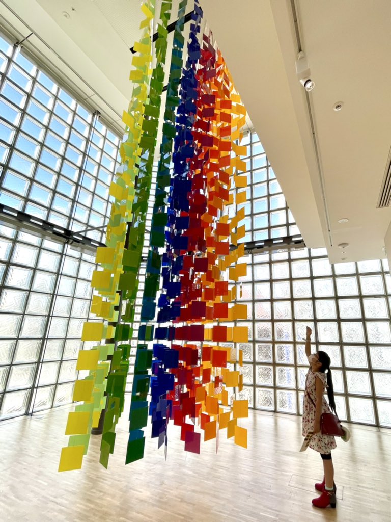 ひか على تويتر 子供と銀座へ ル パルクの色 遊びと企て 展に行って来ました いやー良かった 色合いが綺麗で 近くで見るとピシッとしてるのに 遠目に見るとふわっと優しくて 子供も近づいたり覗いたり 作品に触りそうでヒヤヒヤだったけど楽しんだようで ひか على تويتر 子供と銀座へ ル パルクの色 遊びと企て 展に行って来ました いやー良かった 色合いが綺麗で 近くで見るとピシッとしてるのに 遠目に見るとふわっと優しくて 子供も近づいたり覗いたり 作品に触りそうでヒヤヒヤだったけど楽しんだようで