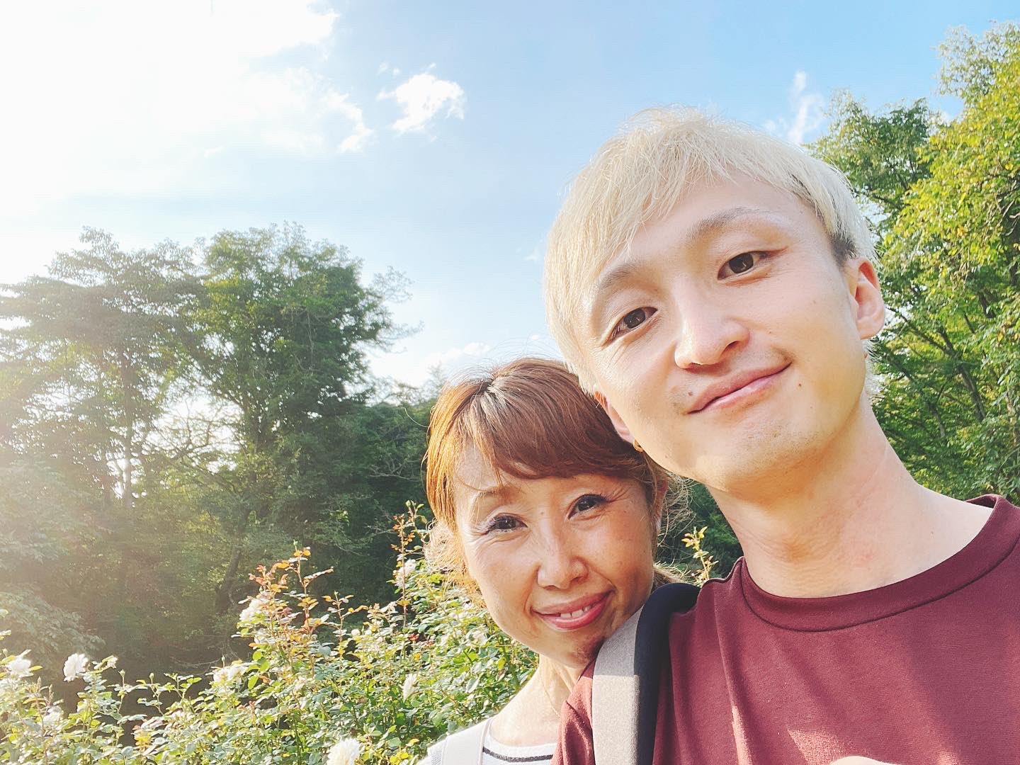 Sunny Ziaスピリチュアルダイアリーch ツインレイは全宇宙でたった1人の運命の人 唯一の存在 ですが 特別 ではありません いま目の前にいる大切にしたい人と最幸なパートナーシップを ツインレイ スピリチュアル 年の差カップル 恋愛