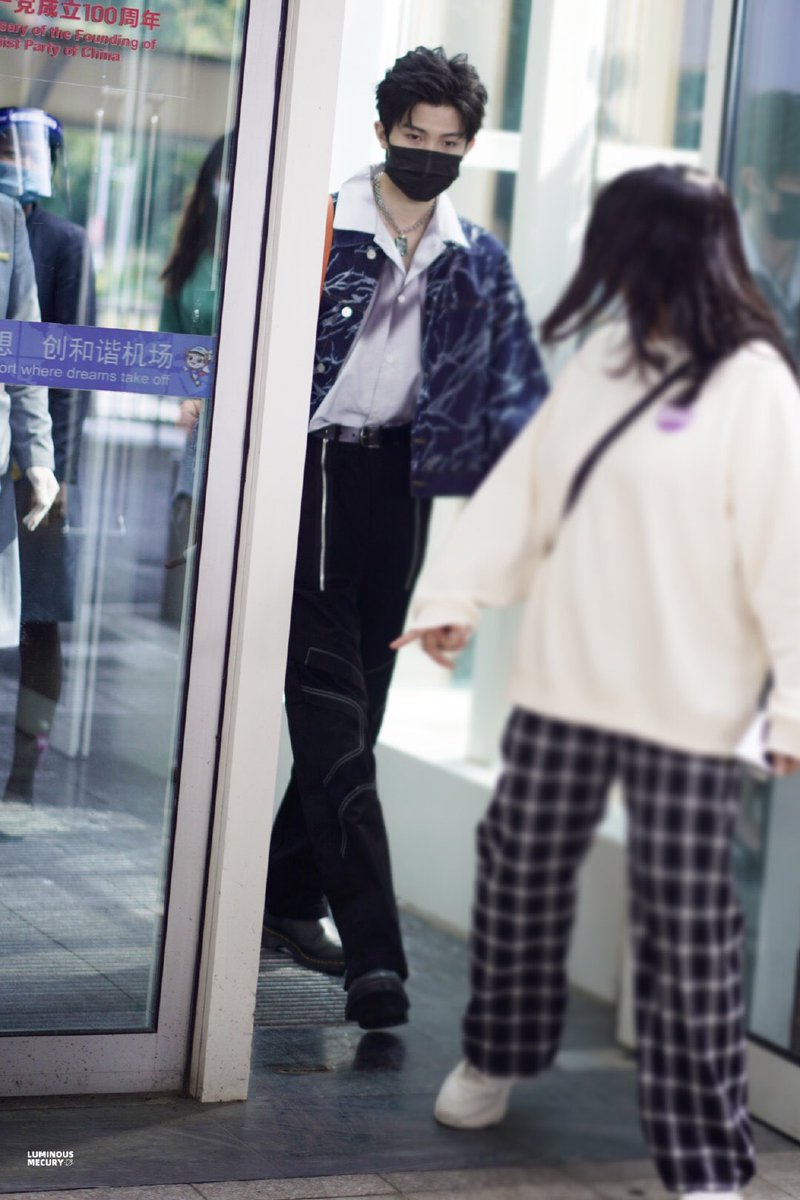 LinmoTHStory's tweet image. ©️LUMINOUS_MERCURY林墨 Weibo Update!

210919
WUX🛬

🔗 m.weibo.cn/6377061929/468…

#หลินโม่ #林墨 #LinMo #INTO1