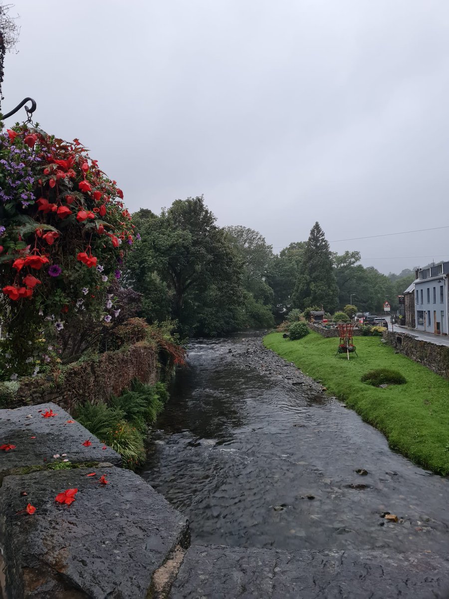 I’m at CP9 this morning in the beautiful town of Beddgelert waiting for the 100 milers to come through #MtSnowdonUltra <a href="/SnowdonUltra/">Snowdon Ultra</a>