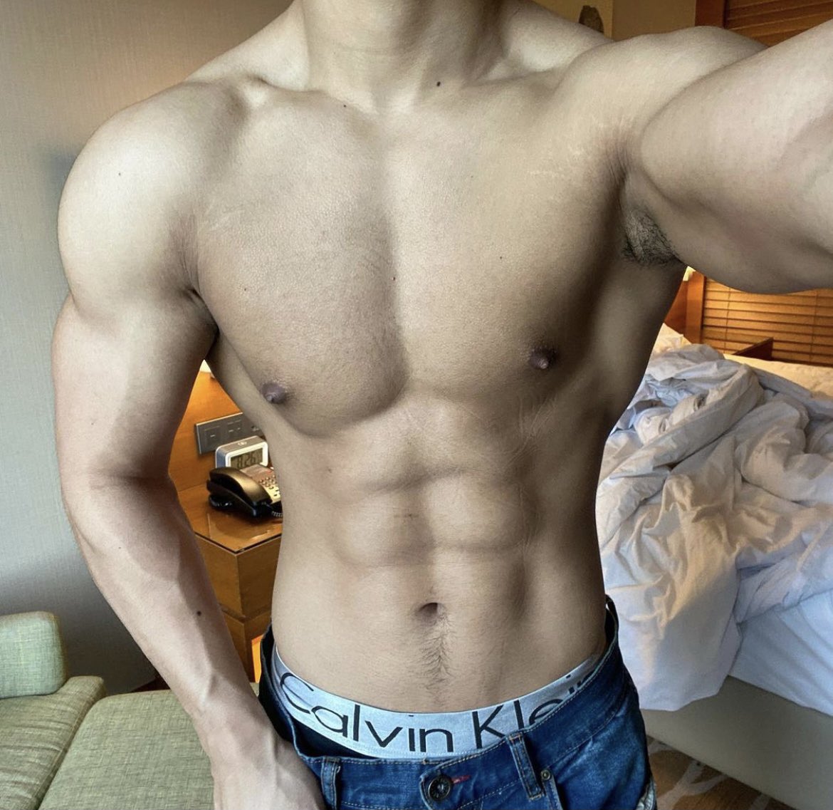 Made in Seoul on X: Big guy #hunk #dude #guy #korean #muscle #asiandude  t.coCEAGgBkhMp  X