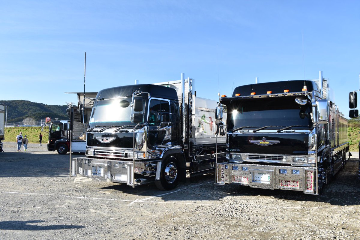 名車がたくさん！ #白銀社 #シロガネ #トラック野郎 #デコトラ #石巻