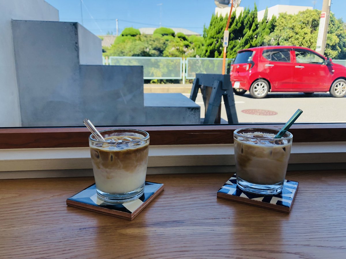 diary53014415's tweet photo. #POOLSIDECOFFEE
葉山からの帰りに立ち寄ったカフェ☕️今日は前回から気になってたエスプレッソバナナケーキを🤤
ラテもケーキも本当に美味しくて、お天気も良くていい時間を過ごせました😋
 #逗子  #カフェ
 #カフェ好きな人と繋がりたい https://t.co/bHPFtvhBfz