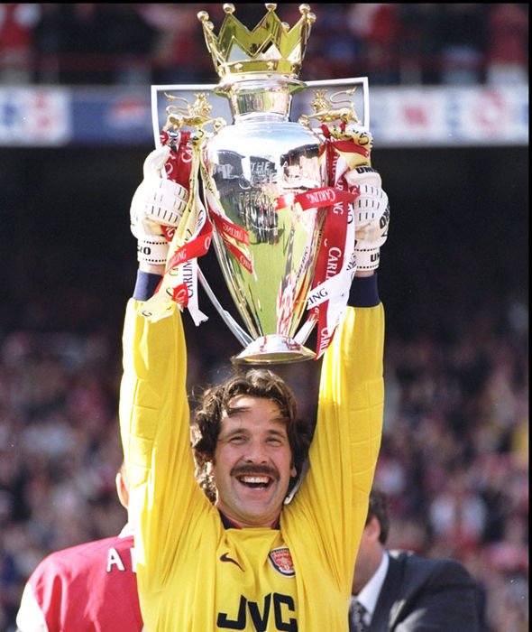 Happy birthday to Arsenal legend -
David Seaman 