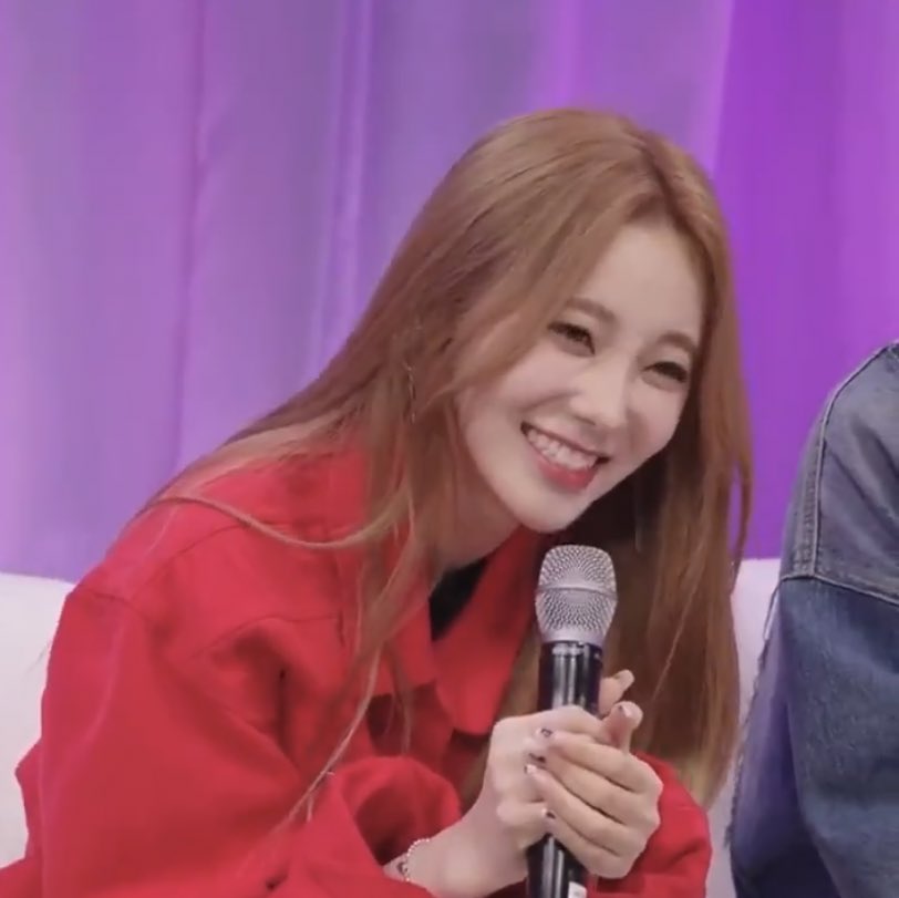 #진솔 #JINSOUL #이달의소녀 #LOONA <a href="/loonatheworld/">이달의 소녀(LOOΠΔ)</a>