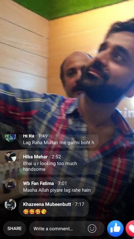 ifrajaved14's tweet photo. Selfie Moments ❤

@WaseemBadami 
#MultanDiaries https://t.co/chhmonkGt3