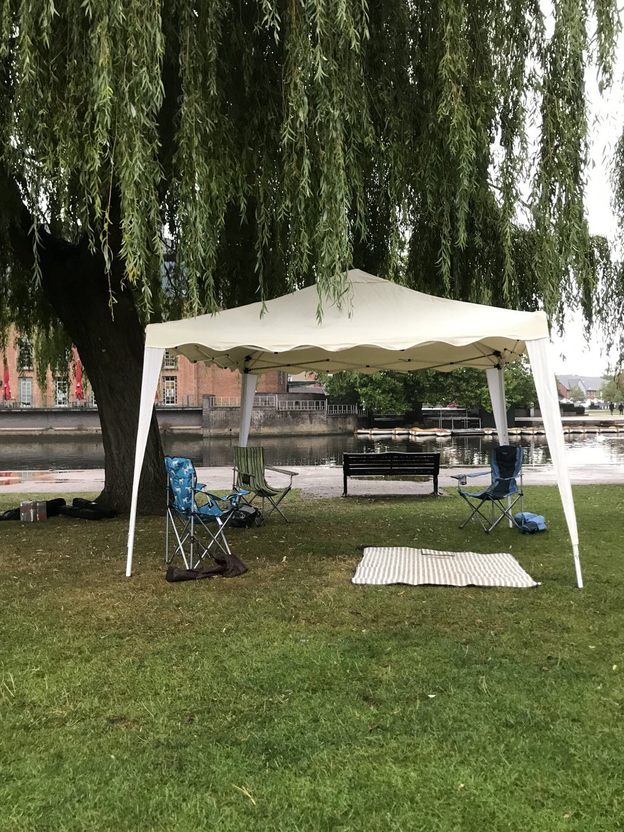 ⁦<a href="/TalkBusinessUK/">TalkBusiness</a>⁩ ⁦<a href="/lisawhittleton/">Lisa Whittleton</a>⁩ ⁦<a href="/gluedlimited/">glued</a>⁩ set up and ready to go!