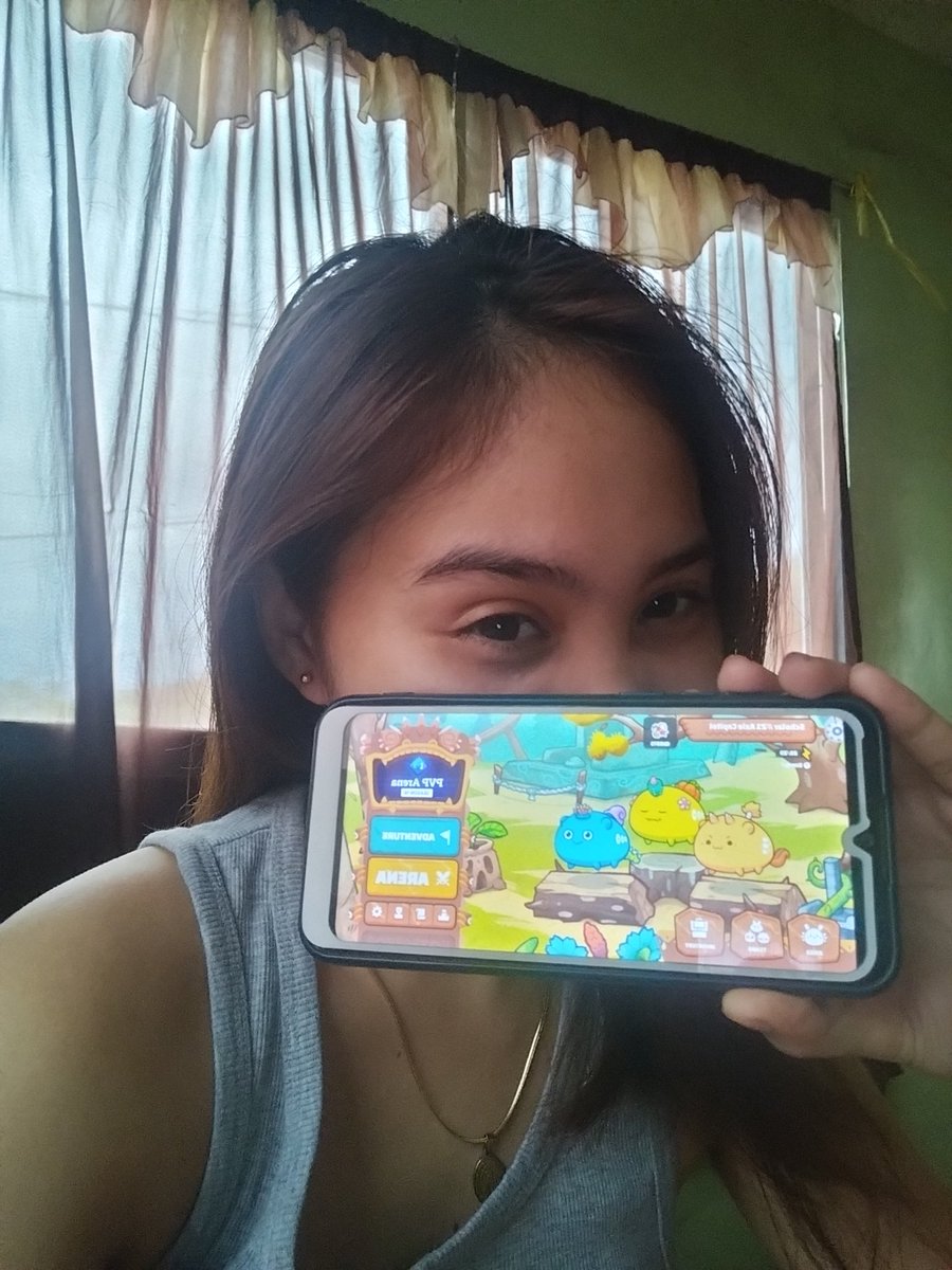 RoseG0318's tweet photo. Today I will start my journey in axie Infinity, By just contributing and being active to the community I earned 10 badges which led me to become a scholar. Thank you @AxieCapitol  for giving me this wonderful opportunity! ☺️❤️ https://t.co/JxjmRFjZdg