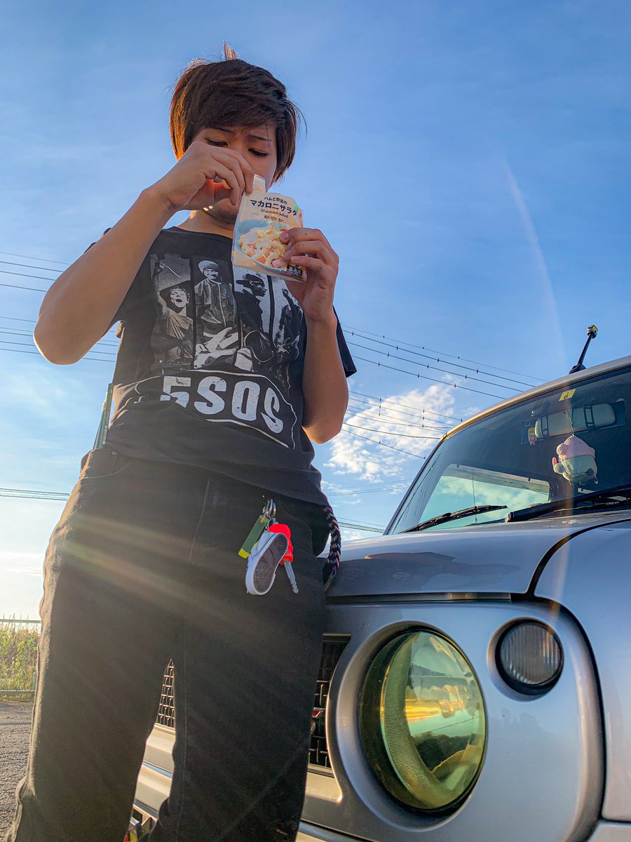 オレンジハット キーホルダー マカロニえんぴつ Amazon.co.jp: 自販機 オレンジハットクリアキーホルダー 缶