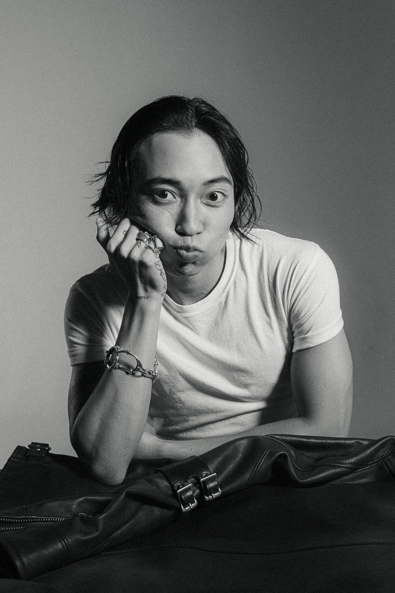 【今週のマストチューン】
TAEYOがメジャー1stアルバムを引っ提げカムバック。さらに進化したTAEYOの音楽性が垣間見える13曲は必聴です。
fashionsnap.com/article/musttu…