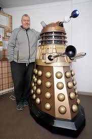 Our lips shouldn’t touch (Move over Dalek) #ASongOrMovieForVillains